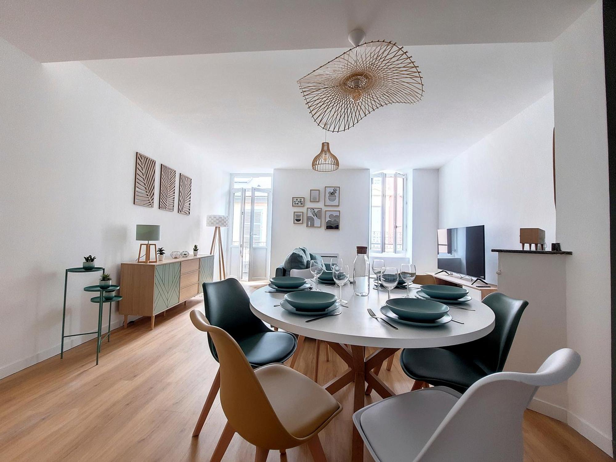 Le Nordique - 2 Chambres - Fibre Wifi - Netflix - Menage Inclus Ταρμπ Εξωτερικό φωτογραφία